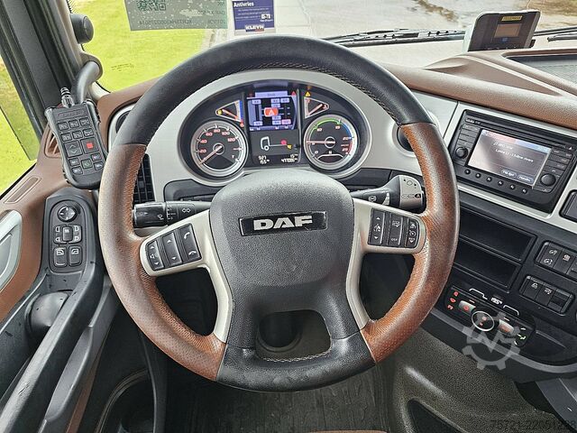 Standard-SZM DAF XF 530 6X2 FTR SPACECAB