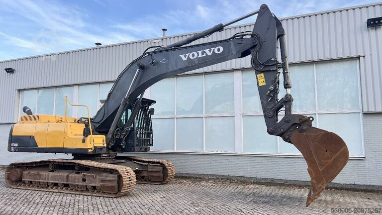 багер на вериги Volvo EC 300 D L