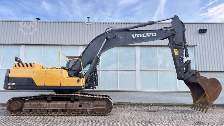 багер на вериги Volvo EC 300 D L