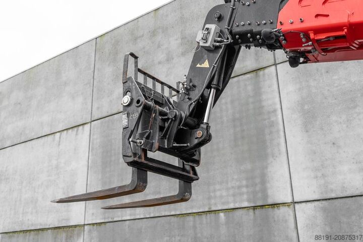 Máy xúc nâng kiểu ống lồng Manitou MRT 2150 Plus Privilege
