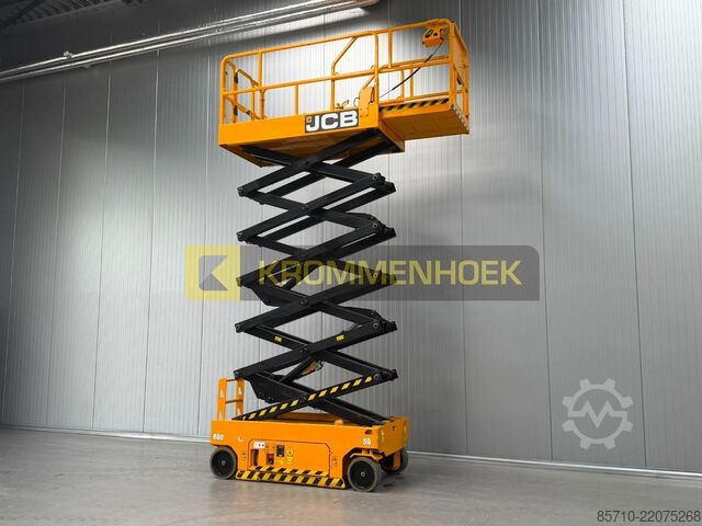 Scherenhebebühne JCB S 4046 E