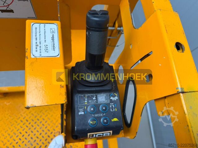 Scherenhebebühne JCB S 4046 E