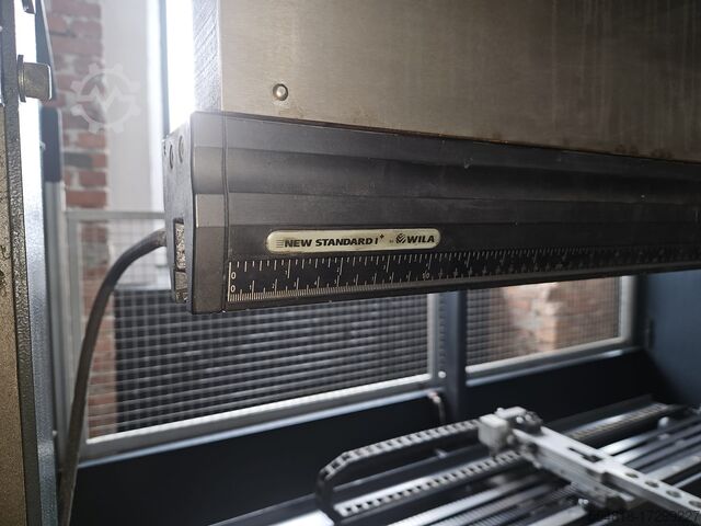 اضغط على الفرامل Safan