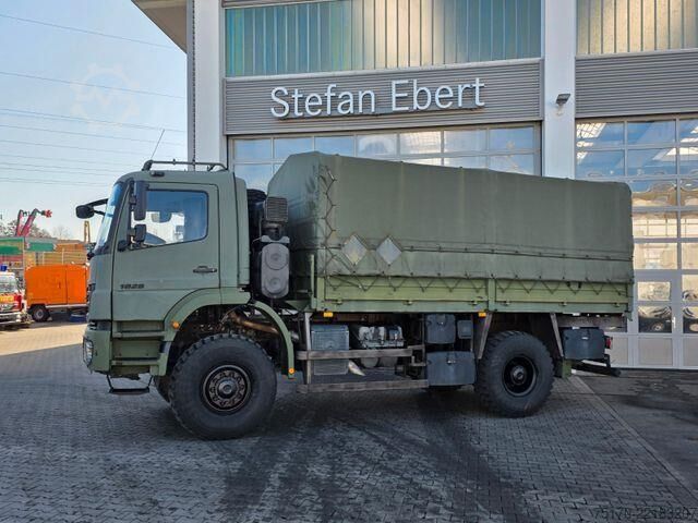 Posuvná plachta Mercedes-Benz Axor 1829 A 4x4 Klima Standheizung 3 Sitze