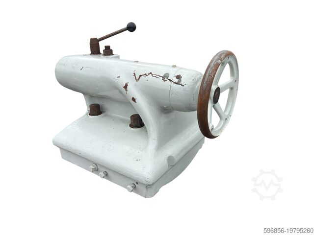 Lathe tailstock with quill Ø100 mm, length 320 mm konik tokarski z pinolą Ø100 mm 