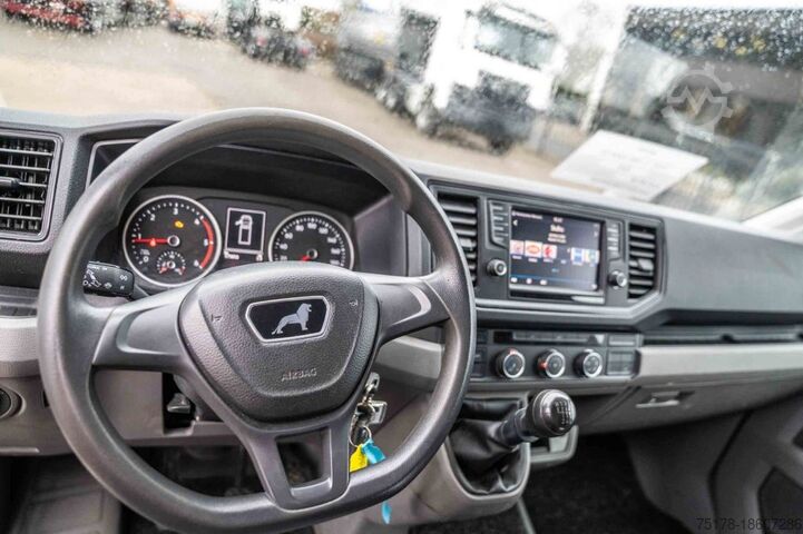 Closed box MAN TGE 3.180+D'HOLLANDIA 750 kg