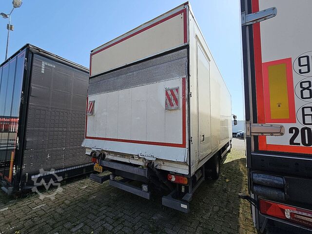 Suitcase RENAULT D 220