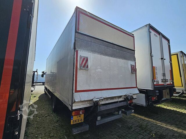 Suitcase RENAULT D 220