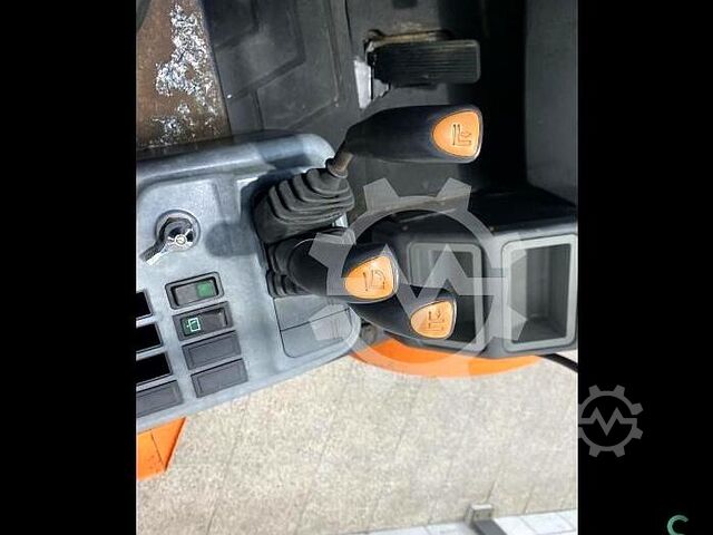 รถยก 4 ล้อ Doosan D 70 S-5 (3G) 5