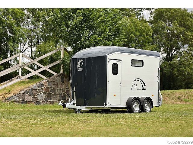 Remolque para caballos Cheval Liberté Maxi 2 Schrägsteher Sattelraum