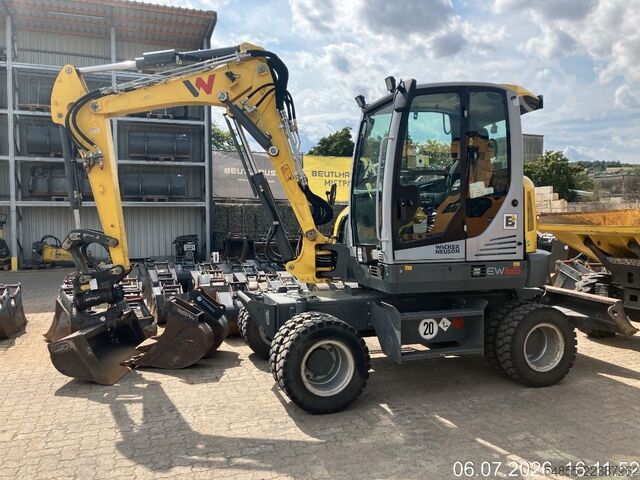 รถขุดล้อยาง Wacker Neuson EW65