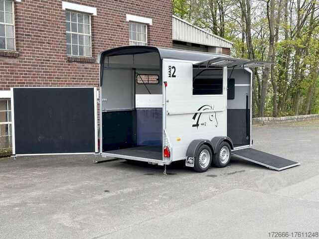 مقطورة لنقل الخيول Cheval Liberte MAXI 2 SCHRÄGSTEHER SCHWARZ 378X181X240CM 2600KG