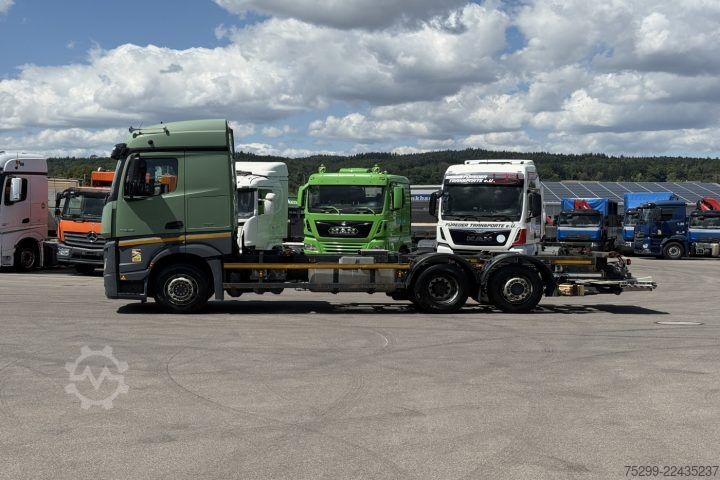 Ladbil med udskifteligt lad Mercedes-Benz Actros 2542 6x2 BDF+HB / Swiss-Vehicle