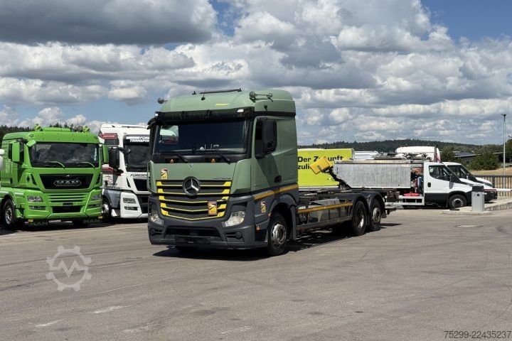 Ladbil med udskifteligt lad Mercedes-Benz Actros 2542 6x2 BDF+HB / Swiss-Vehicle