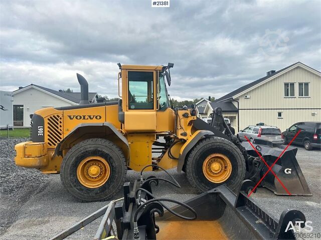 Wheel loader Volvo L90E wheel loader. WATCH VIDEO.