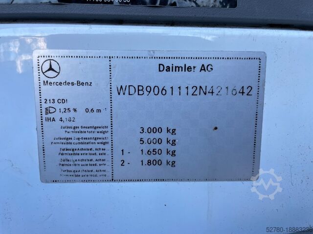 Vehicul de colectare a deșeurilor Mercedes-Benz Vuilnisauto 213CDI