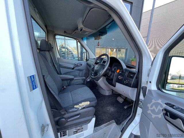 Vehicul de colectare a deșeurilor Mercedes-Benz Vuilnisauto 213CDI