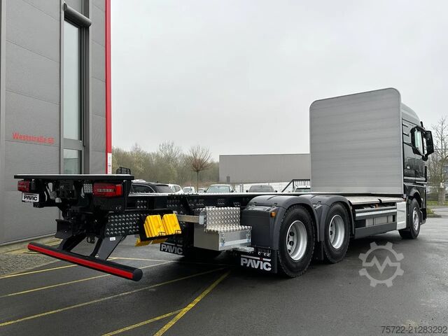 Lori kayu MAN TGX 33.520 6x4 BL Kurzholz Kran EPSILON / TAJFUN