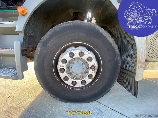 Bâche coulissante Mercedes-Benz Axor 1828