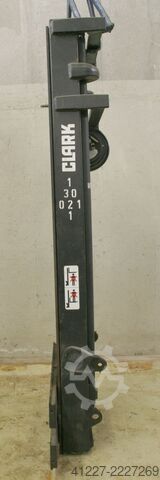 Staplermast Clark 2,0 to 4,0m