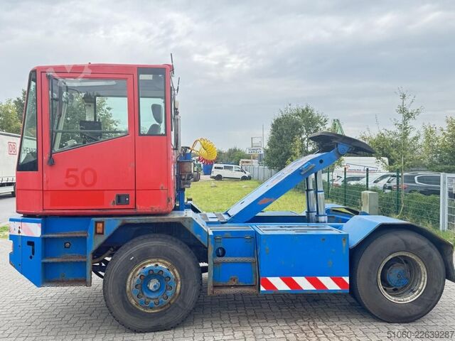 Máy kéo đầu cuối CVS Ferrari TT2516BV (4x2)