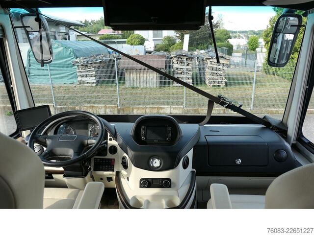 Integroitu matkailuauto CONCORDE Liner Plus 1000G MAN15.290 SmartGarage3 Barversi