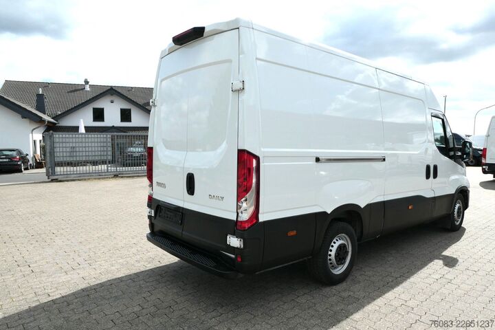 Fourgon surélevé IVECO Daily35-160 L2H2 Klimaautomatik Kamera