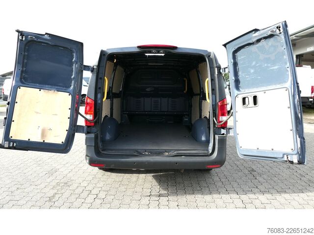 Umpikorja-auto MERCEDES-BENZ Vito 110 CDI Kasten lang Klima Kamera