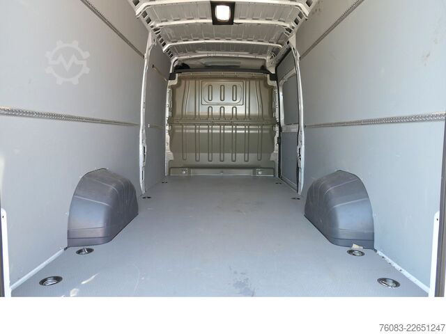 Furgão de teto alto PEUGEOT Boxer L4H2 Maxi Klima Kamera Navi