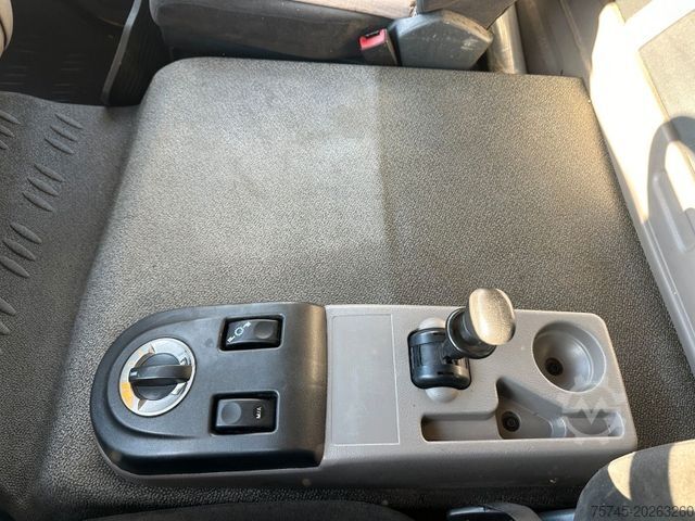 Hűtős teherautó DAF LF 45.250 * THERMO-KING T 800 R * AUTOMATIK *