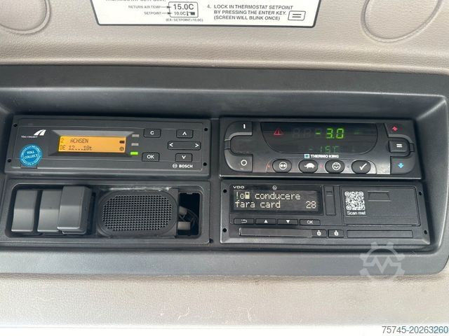 Hűtős teherautó DAF LF 45.250 * THERMO-KING T 800 R * AUTOMATIK *