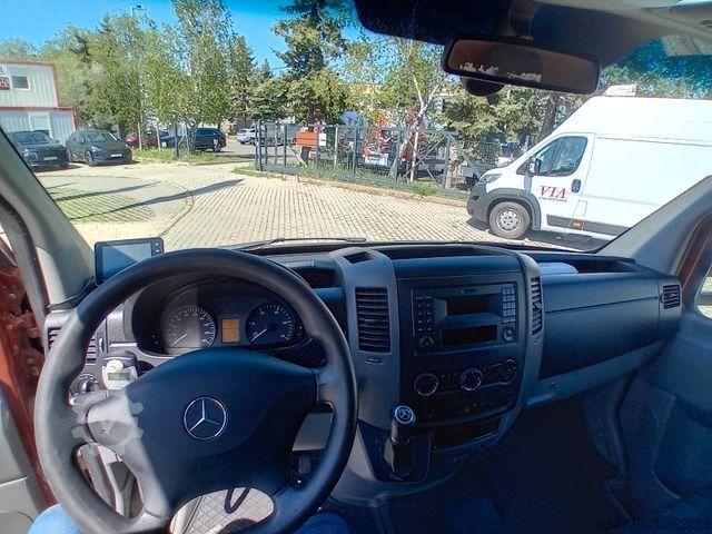 Dobozos furgon MERCEDES-BENZ Sprinter 316 CDI 906.131.13