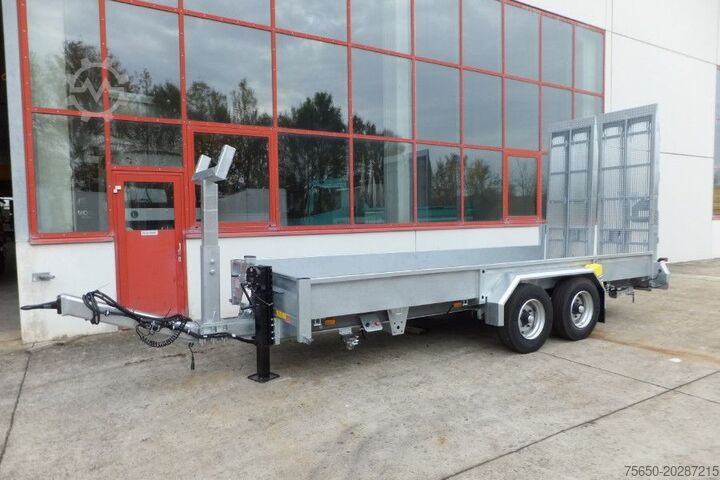 Rimorchio a pianale ribassato Möslein TT 11-E6x2  Tieflader für Fräsen breiten Rampen, Neu