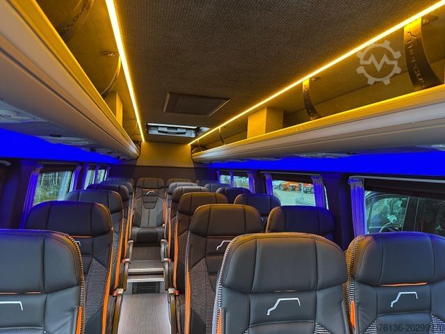 Mikroautobusas MERCEDES-BENZ Sprinter 519 4x4 22 Sitzer Klima AHK VIP