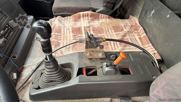 Kipper Iveco Eurotech 190 E 34 (POMPE MANUELLE / BOITE MANUE...