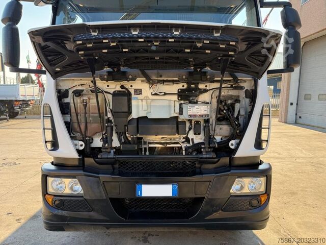самосвал Iveco EUROCARGO 180E28