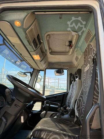 самосвал Iveco EUROCARGO 180E28