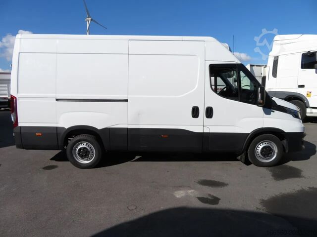 Dubă Iveco DAILY 35 S 16