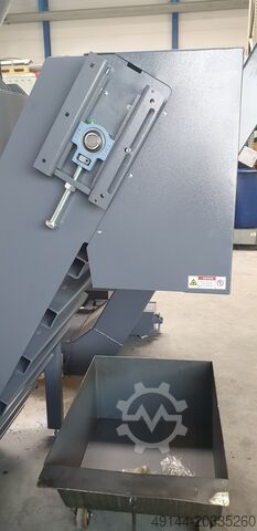 Nhà máy xử lý phoi / Tách dầu phoi SPYRA Zentrifuge, Spänebrecher, Förderband,...
