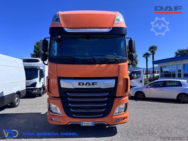 τυπικός οδικός ελκυστήρας DAF XF 480