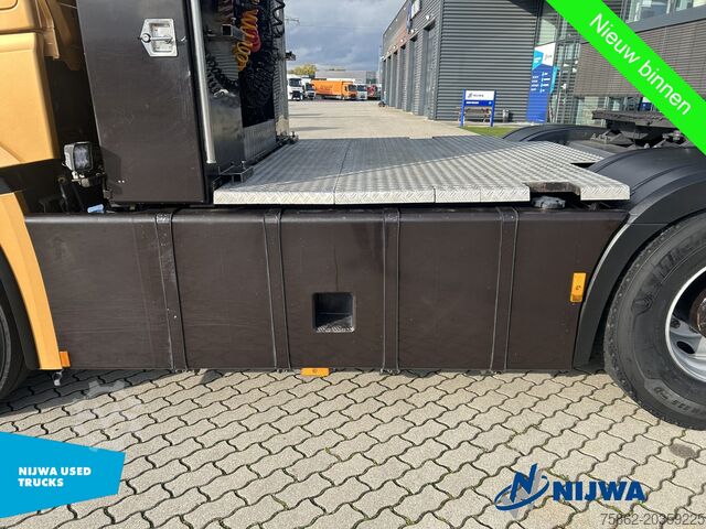 Standard-SZM Mercedes-Benz ACTROS 6x4 GCW 120T + Retarder