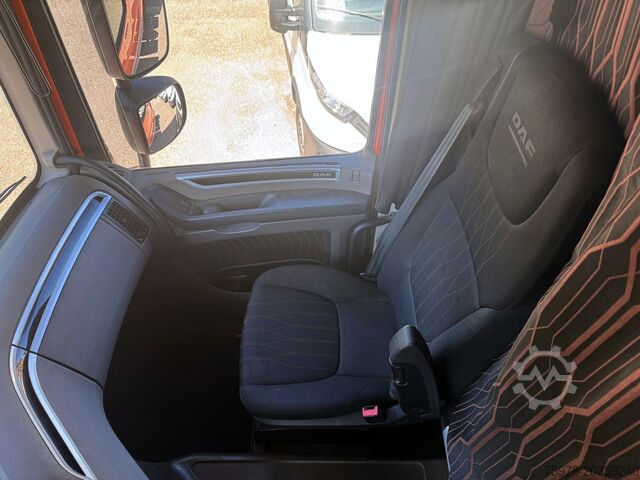 τυπικός οδικός ελκυστήρας DAF XF 480