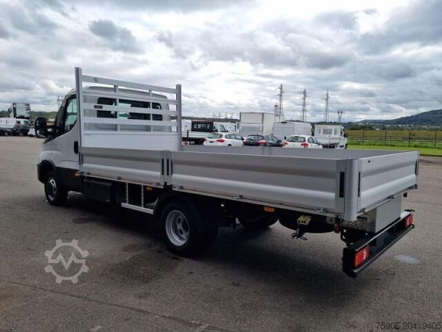 Pick-up dodávka Iveco DAILY 35-180 PLATEAU 4.40m