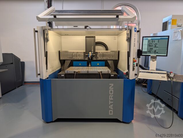 Portalna glodalica Datron M10Pro
