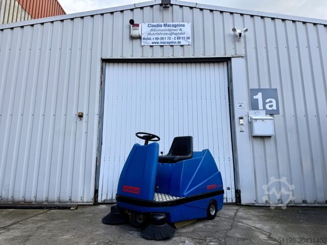 Sõidetav tolmuimeja-pühkija Stolzenberg Twin Top TT 1100 / E Aufsitzkehrmaschine