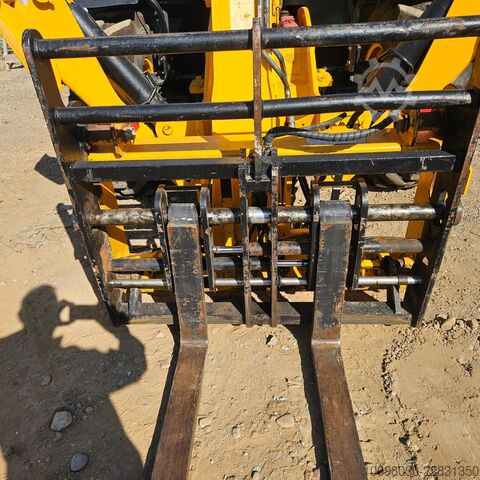 Keltuvas Telehandler JCB 533-105