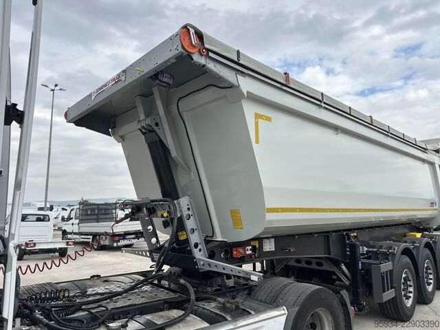 Semiremorcă Schmitz Cargobull Schmitz Cargobull