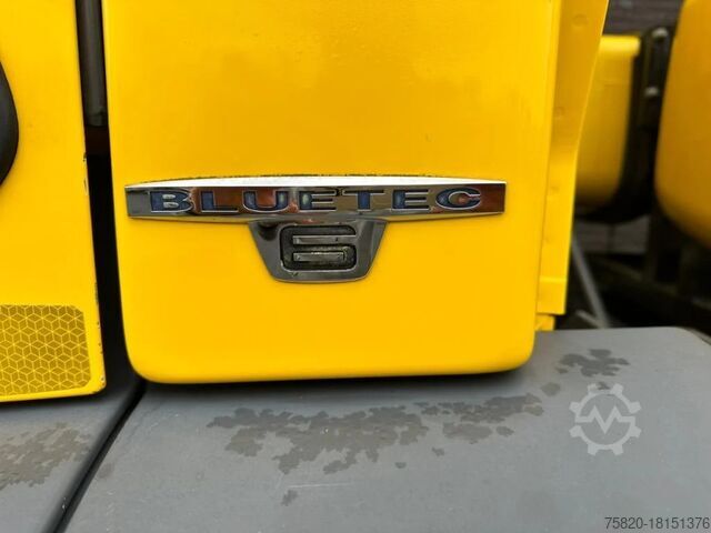 Sweeper Mercedes-Benz Arocs 1824 4X2 BEAM A9000 SWEEPING TRUCK/ KEHRM...