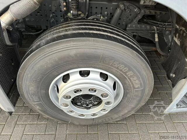 Sweeper Mercedes-Benz Arocs 1824 4X2 BEAM A9000 SWEEPING TRUCK/ KEHRM...