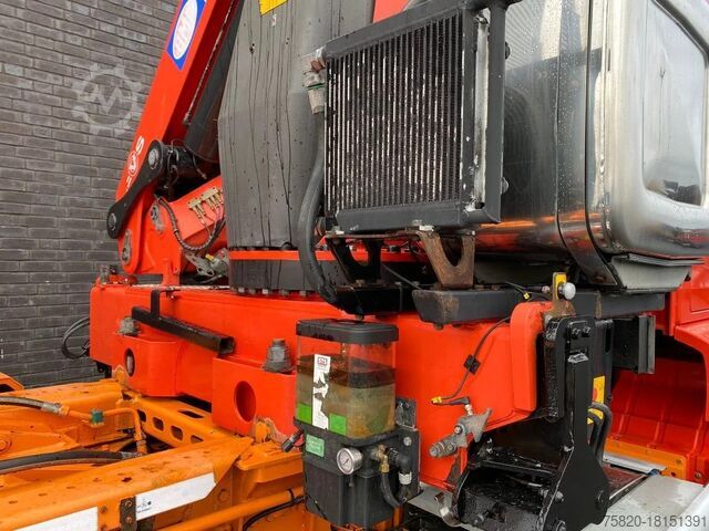 Sistema de brazo de gancho MAN TGS 35.480 8X4 TRIDEM + 20 TON HAAKARM + HMF 32...